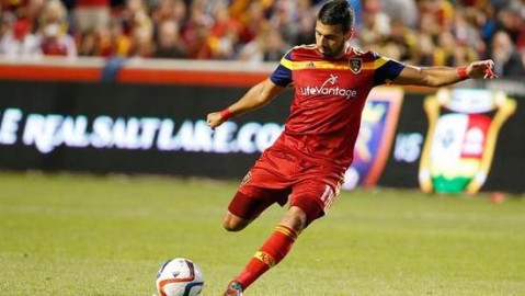 英超第34轮战报：曼城客场1-0伯恩利，哈兰德闪电破门助蓝月时隔244天登顶