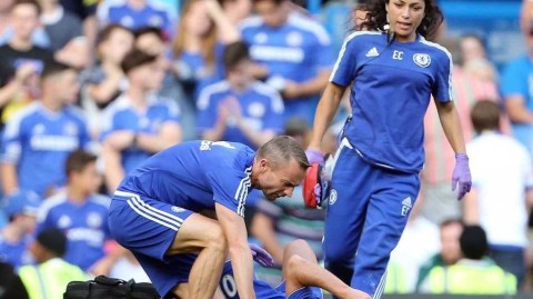 扎球王蓝军百球里程碑，一剑封喉显英雄本色