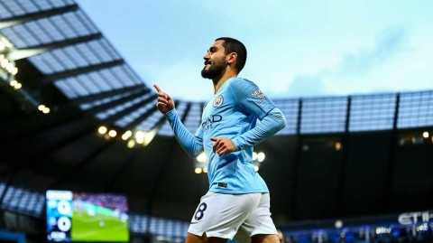 曼城主场爆冷遭水晶宫逆转 京多安破门难救主