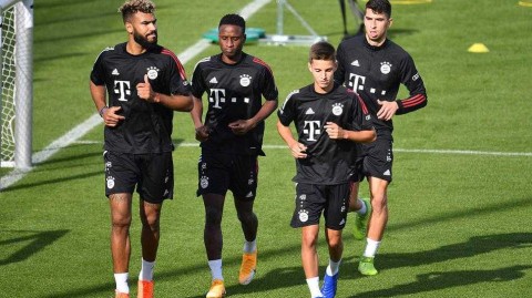 塞贝纳大街的深秋备战：拜仁慕尼黑全力冲刺德国杯新赛季