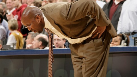 四月NBA巅峰对决：哈登领军骑士，老鹰绝地逆袭