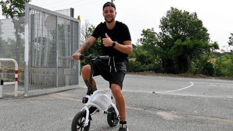 蓝鹰展翅：福尔梅洛基地的备战序曲