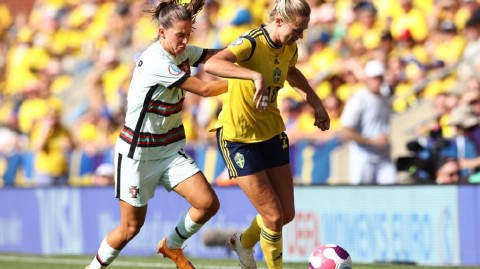 绿茵玫瑰绽放瞬间：北欧劲旅与伊比利亚新星的交锋