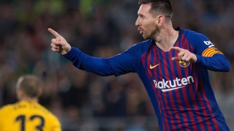 梅西帽子戏法引领巴萨狂胜，巴尔韦德战术奏凯