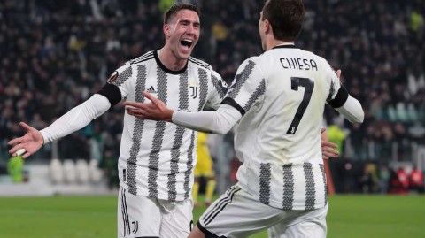 尤文南特激战都灵弗拉霍维奇破门难救主