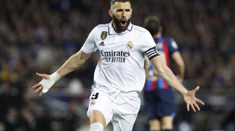 国王杯世纪之战本泽马戴帽助皇马横扫巴萨晋级决赛