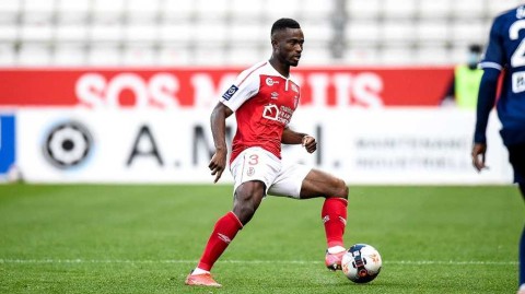 法甲收官战的青春告别与客场逆袭