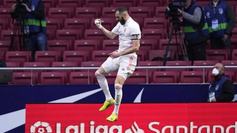 激战万达大都会：苏亚雷斯首开纪录，本泽马88分钟凌空绝平！