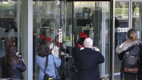 巴萨铁卫的驾照风波：皮克无分驾驶，法庭认罚四万八