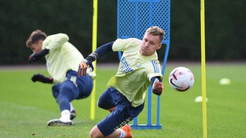 兵工厂秣马厉兵 镜头下的枪手新赛季冲锋号