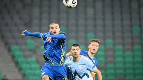 欧国联激战：斯洛文尼亚补时点杀科索沃，伊利契奇演绝杀好戏