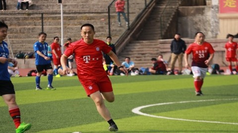 英超天王山｜曼城2-1逆转阿森纳，少赛一场仅差3分，争冠悬念重生