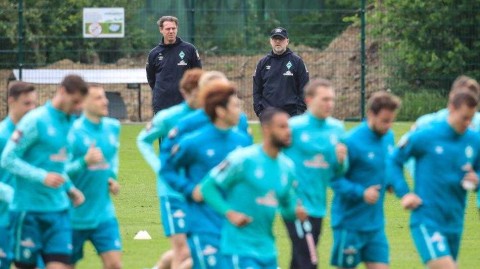 绿白军团的最后冲刺：云达不来梅的救赎前夜