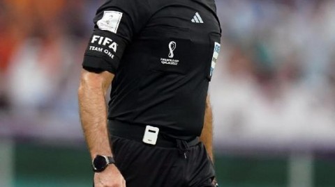 一槌定音！曼城1-0登顶终结阿森纳200天领跑，伯恩利提前4轮降级