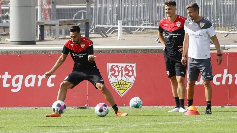 蒸笼天里的铁血淬炼，斯图加特重返德甲前的最后冲刺