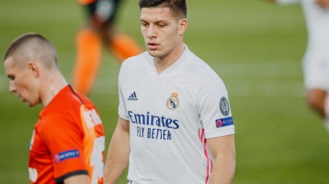 约维奇重返法兰克福，盼在成名地找回杀手本色