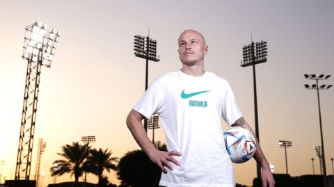 袋鼠军团卡塔尔最后冲刺 汗水凝望十六强梦想