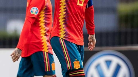 北欧小港的斗牛士之舞：西班牙大胜法罗群岛，欧预赛三连胜领跑