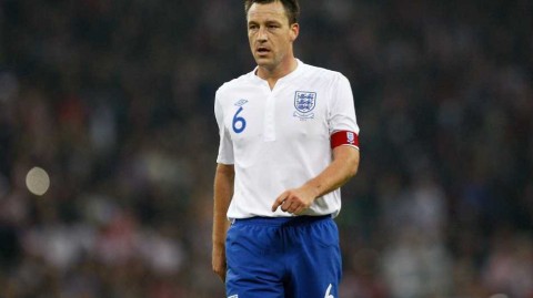 空场难掩狂热，特里口中的英伦足球魂：现场观赛是一种生活方式