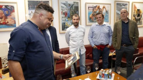 岁月与伤病催人“圆”，揭秘大罗发福背后的故事