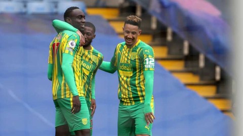 斯坦福桥的滑铁卢：十人切尔西2-5溃败西布朗，图赫尔吞下首场苦果