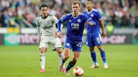 波兰寒夜掀翻蓝狐奇迹 华沙军团主场爆冷书写欧联新篇章