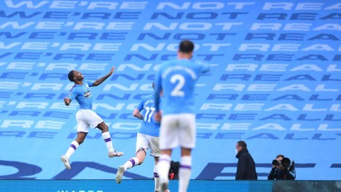 英超重启之夜：空场下的喧嚣，曼城大胜阿森纳