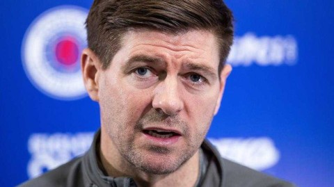 格拉斯哥的荣耀时刻：杰拉德与他的流浪者军团剑指苏超王座