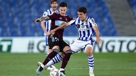 皇家社会 VS 塞尔塔：阿诺埃塔的深夜激流，一张图片凝固的冷与热