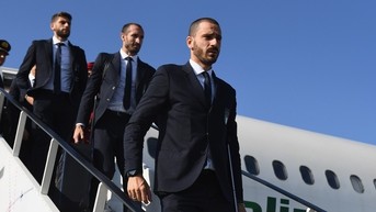 蓝衣军团欢乐集结 曼乔挂帅开启新篇章