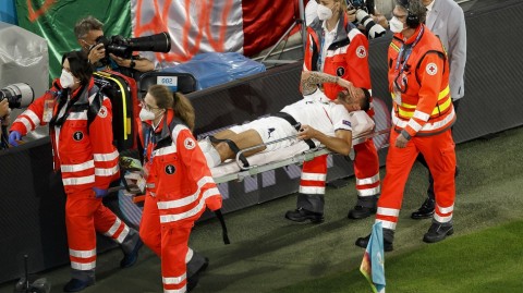 蓝衣军团慕尼黑高歌 意大利因西涅世界波力擒比利时