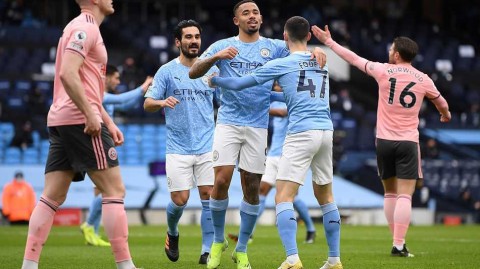 曼城八连胜强势领跑，热苏斯一锤定音破球荒