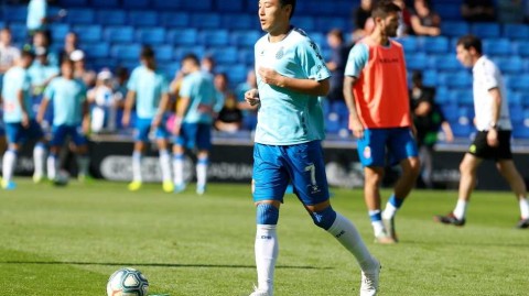 武磊边路疾驰策动进攻 西班牙人主场力抗蝙蝠军团