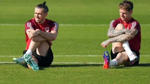 红龙蓄势待发：多哈训练场上的世界杯梦想