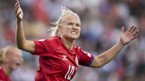 女足欧洲杯丹麦力克芬兰赢得关键胜利