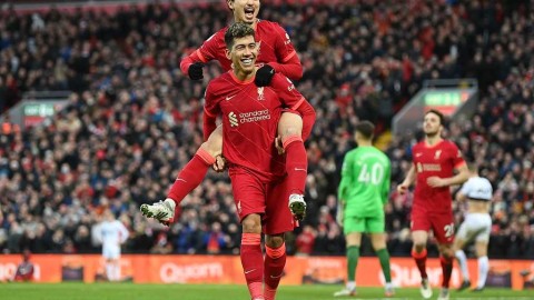 红军主场酣畅大胜 日本前锋生日建功