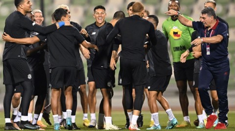 背水之战前的最后一练：哥斯达黎加凝神聚力迎强敌