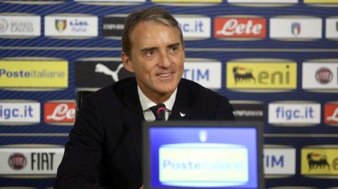 曼奇尼重塑蓝衣军团：老将夸神回归，掀起青春风暴