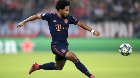 欧冠惊魂夜：南大王客场逆转希腊豪门，莱万无双剑助拜仁攻陷魔鬼主场