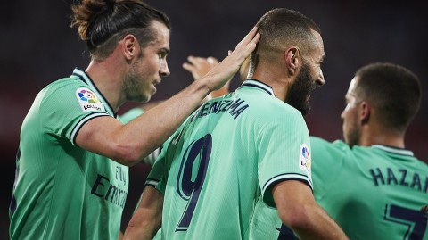 西甲巅峰对决：本泽马一锤定音，皇马客场攻克塞维利亚