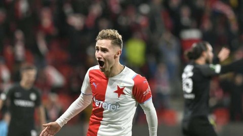 布拉格斯拉维亚主场一球制胜，复仇海法马卡比抢占小组先机