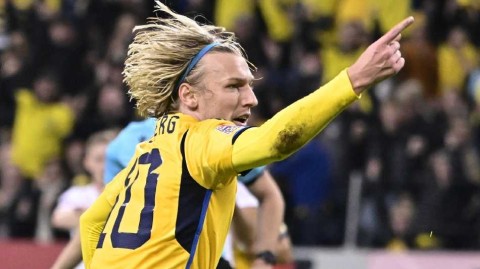 欧国联激战：瑞典与斯洛文尼亚绿茵场上的北欧对决