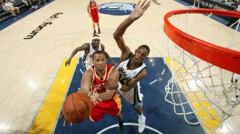 回忆杀！九年前火箭三军冲锋，这支平民球队为何让人热泪盈眶？