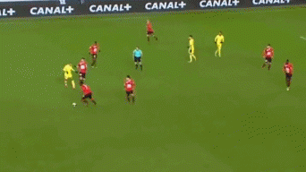 姆巴佩的暴烈一面：回顾其职业生涯三次极具争议的红牌犯规