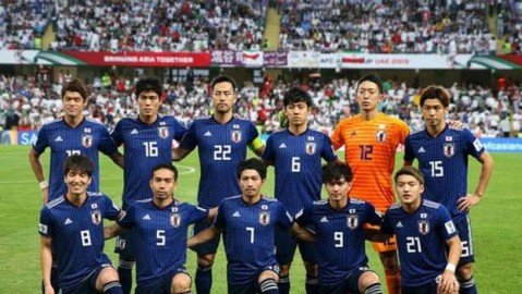 标题：邵佳一时代开门红！国足2-0完胜世界杯新军库拉索，务实战术斩断16年尴尬