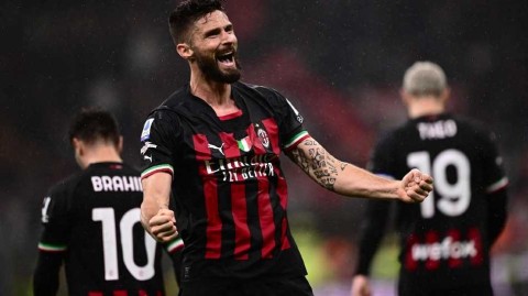 红黑军团主场遭阻击  吉鲁头球难救主