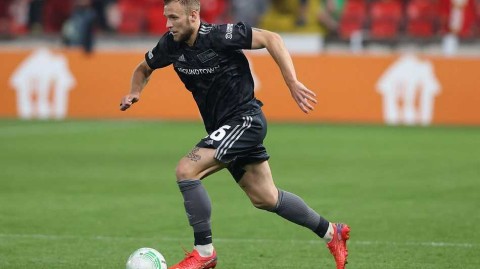 欧协联首轮激情碰撞：布拉格斯拉维亚主场三球逆转柏林联合，中资球队书写欧战新篇