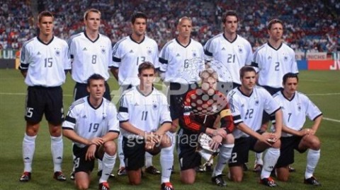 4-2史诗逆转！J罗戴帽+迪亚斯绝杀，哥伦比亚击碎乌拉圭豪强梦