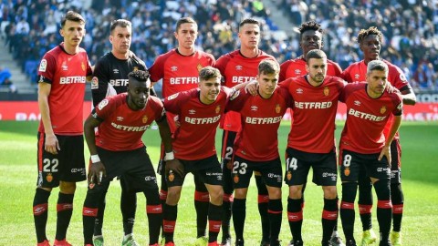 疫情下的共渡难关 马洛卡球员教练愿降薪15%