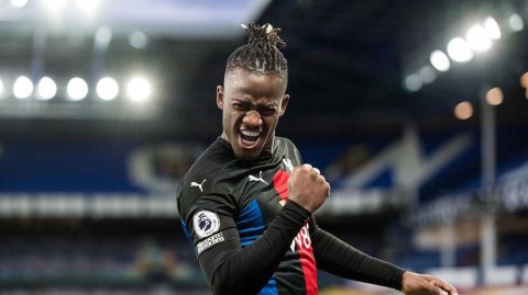 太妃糖憾平水晶宫，争四之路再蒙阴影